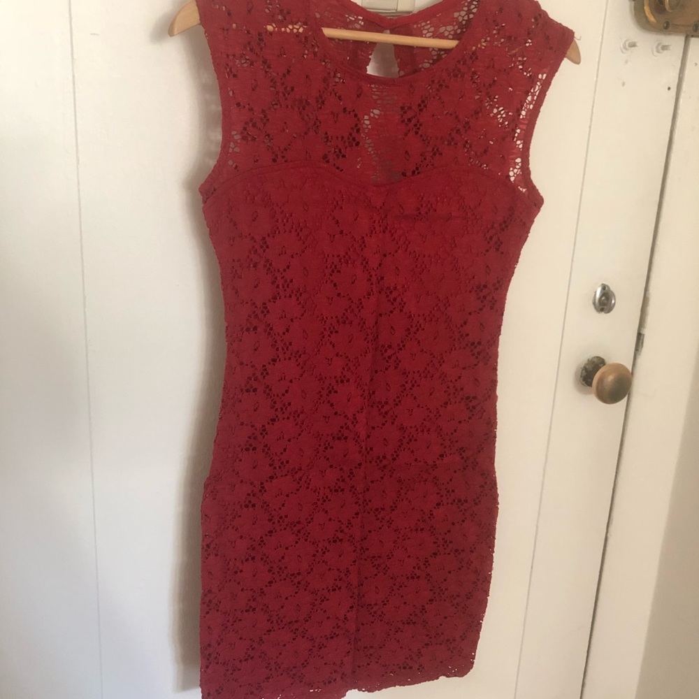 🌹 NEW Lace red dress new! Size S 🌹
